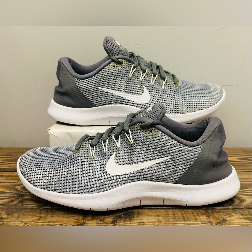 Nike Womens Flex 2018 Rn AA7408-010 Gray Running Shoes Sneakers Size 8